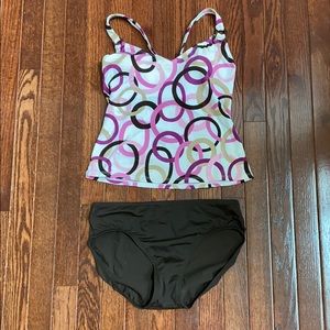 Women’s tankini size 6
